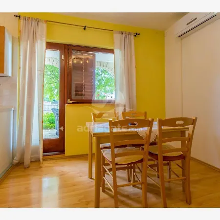Apartments Dora Selce Exterior photo