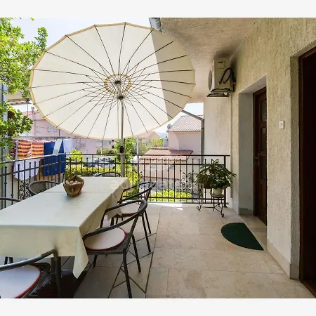Apartments Dora Selce Exterior photo