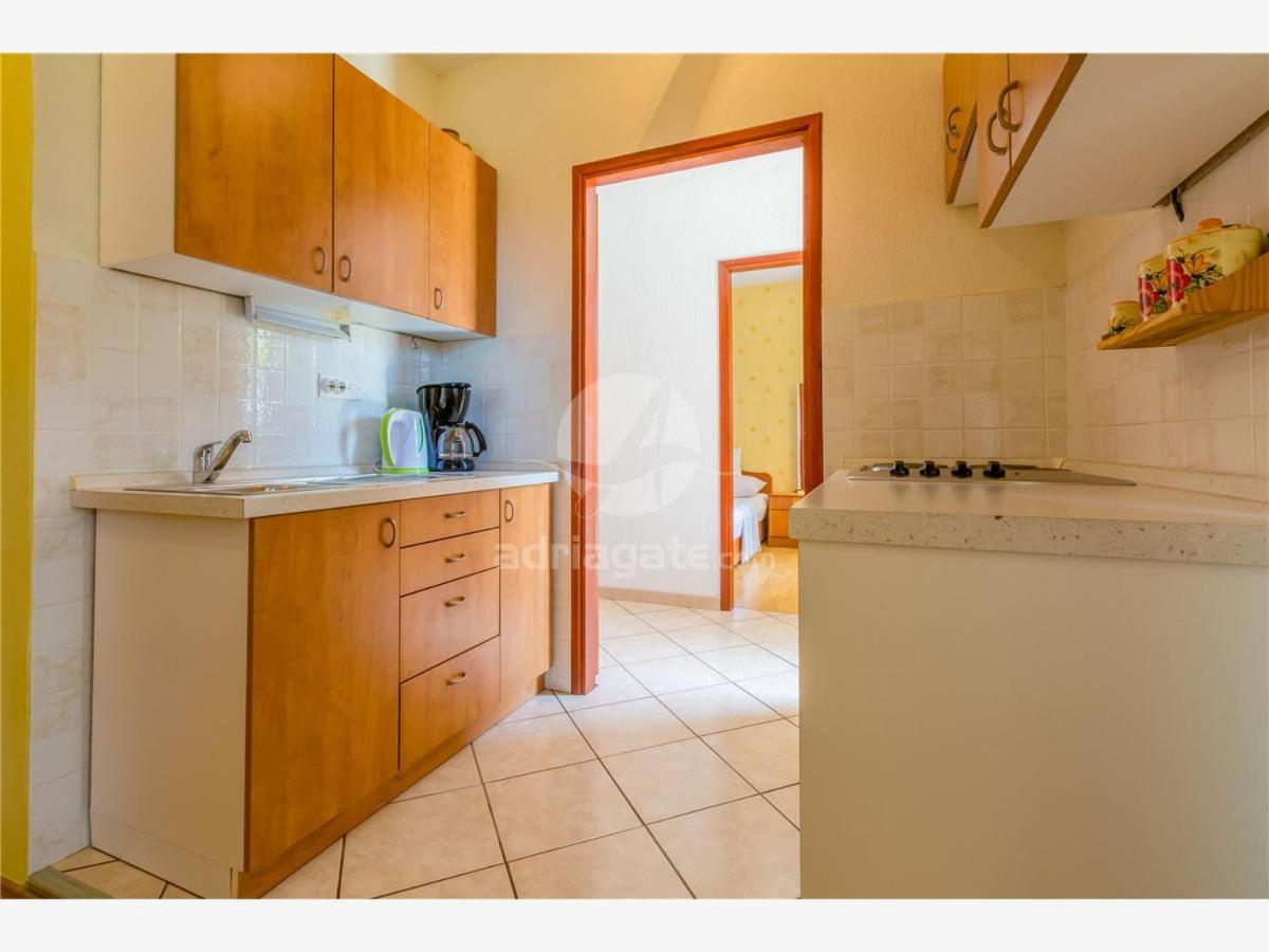 Dora Apartment